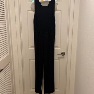 H&M Elegant Black Sleeveless Jumpsuit